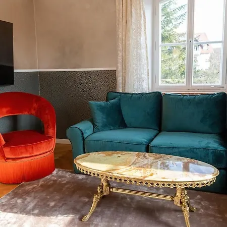 Villa Lola Montez Schloessl