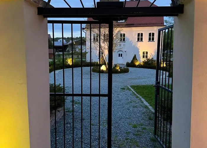 Lola Montez Schloessl Villa